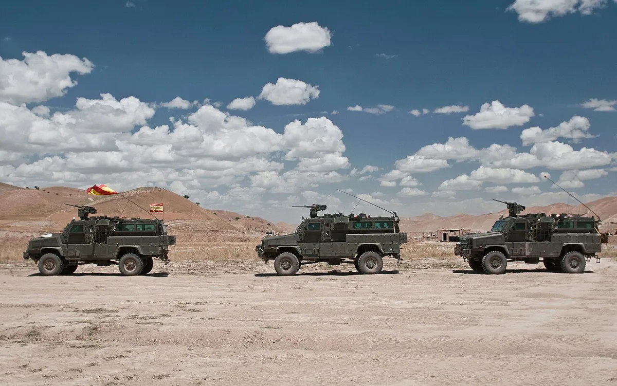 Static vs Dynamic Load Capacities in Tactical Vehicle Runflat Systems
