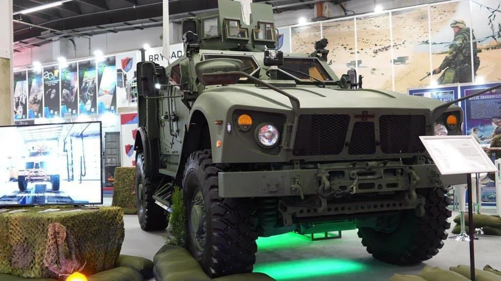 NSN 2530-01-583-9182: Force Protection Buffalo MPV Mine Clearing Rig 16.00 R20 Runflat Specifications