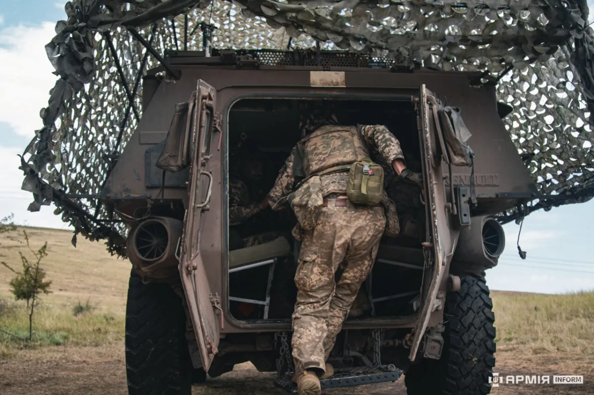 Dynamic Zero-Pressure Testing: FINABEL A.20.A & STANAG 4684 Ballistic Runflat Protocols