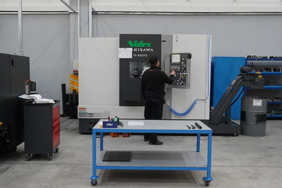 TAKISAWA TS-4000YS JAPAN CNC LATHE
